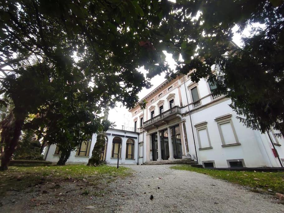 Apartament Casa Zia Luisa Lecco Zewnętrze zdjęcie
